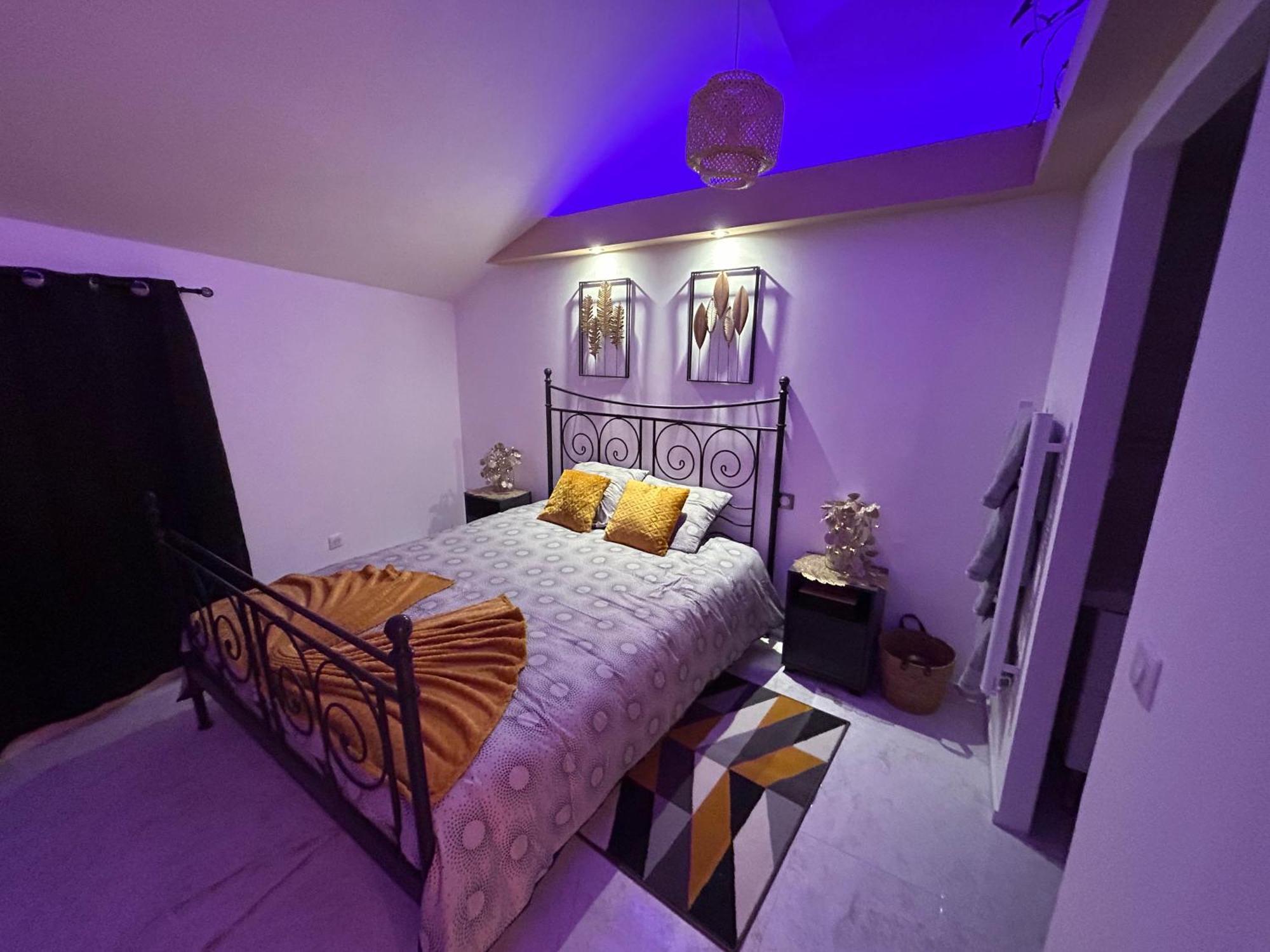 Spa Jacuzzi Moon White Vaudherland Zewnętrze zdjęcie